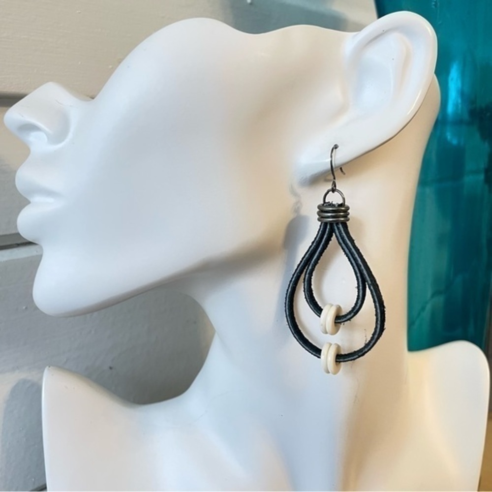 2/$29 Handmade Black Leather Teardrop Hoop Statement Earrings Cream Acrylic - Picture 4 of 5